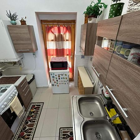 Tavaszpart Vendeghaz Appartement Szeged Buitenkant foto