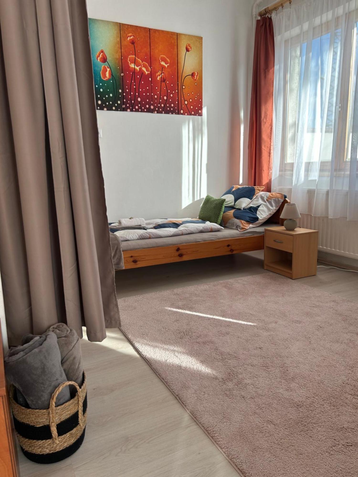 Tavaszpart Vendeghaz Appartement Szeged Buitenkant foto