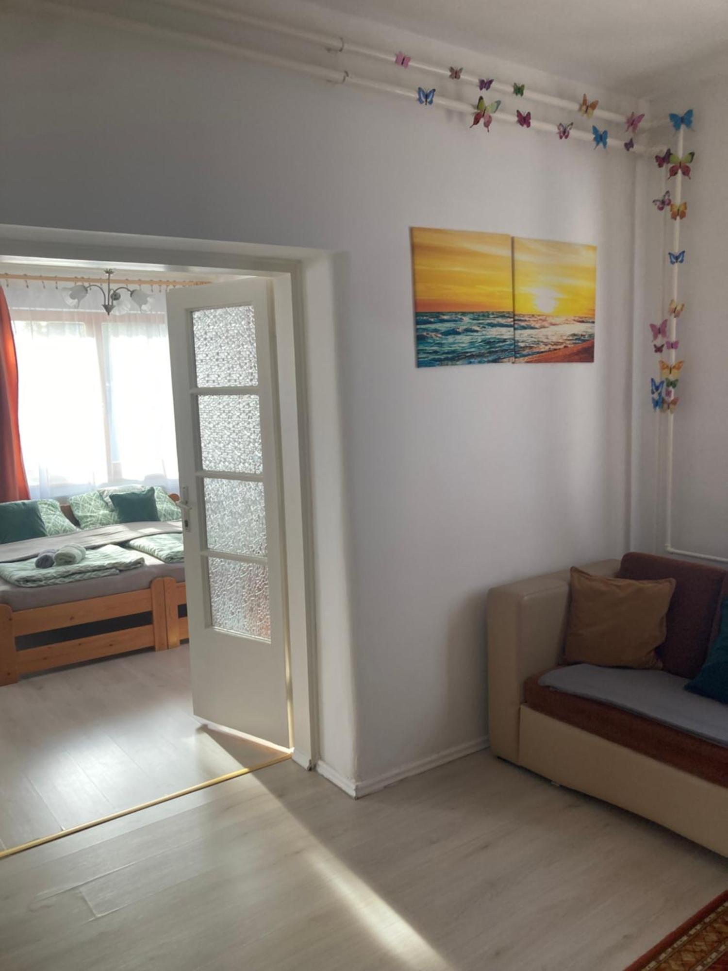 Tavaszpart Vendeghaz Appartement Szeged Buitenkant foto